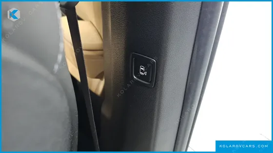 KIA CARNIVAL DIESEL 9-SEATER PRESTIGE