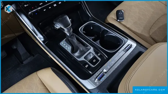 KIA CARNIVAL DIESEL 9-SEATER PRESTIGE