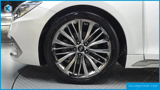 HYUNDAI GRANDEUR 2.2 DIESEL PREMIUM