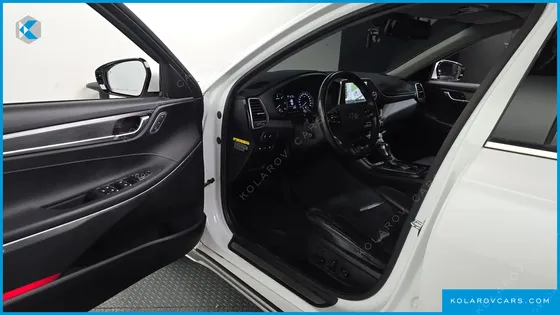 HYUNDAI GRANDEUR 2.2 DIESEL PREMIUM