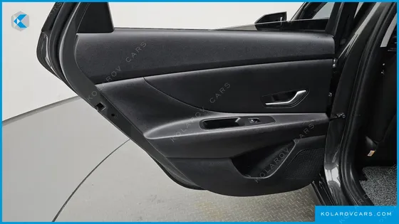 HYUNDAI ELANTRA (AVANTE) SMART