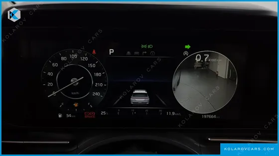 KIA CARNIVAL DIESEL 9-SEATER SIGNATURE