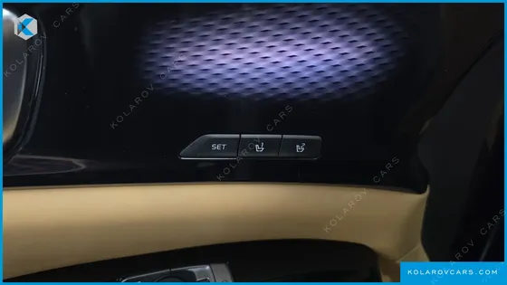 KIA CARNIVAL DIESEL 9-SEATER SIGNATURE