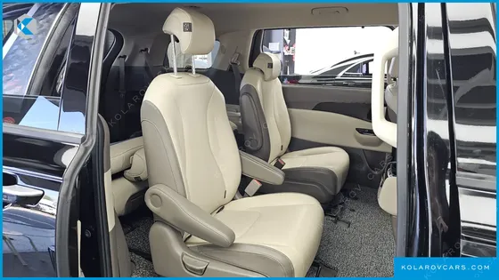KIA CARNIVAL DIESEL 9-SEATER NOBLESSE