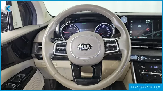 KIA CARNIVAL DIESEL 9-SEATER NOBLESSE