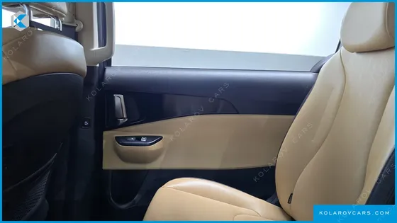 KIA CARNIVAL DIESEL 9-SEATER PRESTIGE