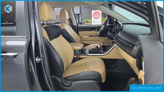 KIA CARNIVAL DIESEL 9-SEATER PRESTIGE