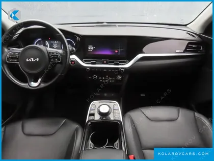 KIA NIRO EARTH