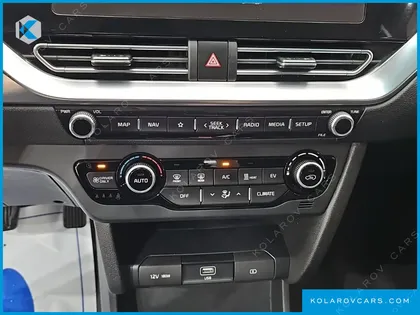 KIA NIRO EARTH