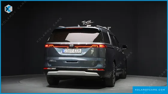 KIA CARNIVAL DIESEL 9-SEATER PRESTIGE