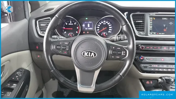 KIA CARNIVAL 9-SEATER PRESTIGE