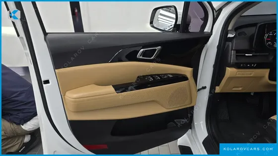 KIA CARNIVAL DIESEL 9-SEATER NOBLESSE