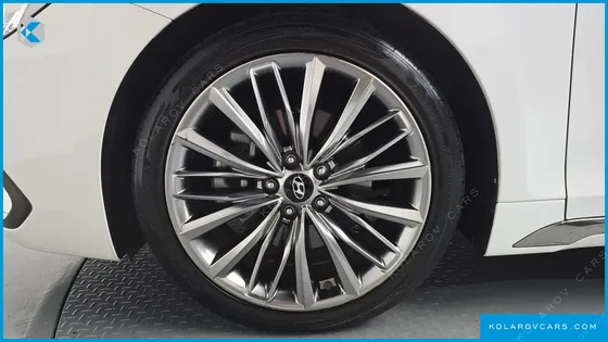 HYUNDAI GRANDEUR 3.0 EXCLUSIVE