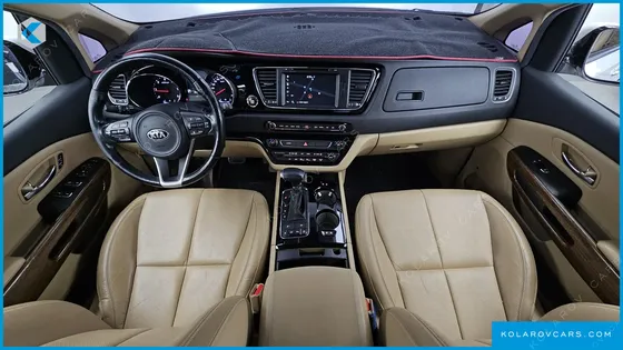 KIA CARNIVAL 9-SEATER HI-LIMOUSINE
