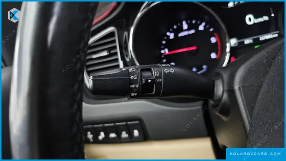 KIA CARNIVAL 9-SEATER HI-LIMOUSINE