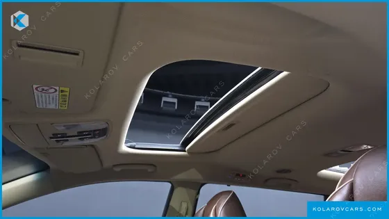 KIA CARNIVAL 9-SEATER NOBLESSE SPECIAL