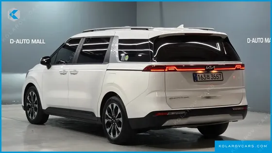 KIA CARNIVAL DIESEL 9-SEATER PRESTIGE