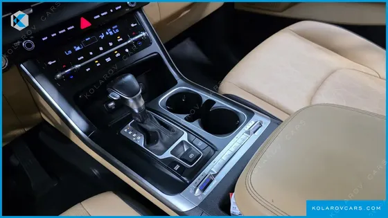 KIA CARNIVAL DIESEL 9-SEATER PRESTIGE