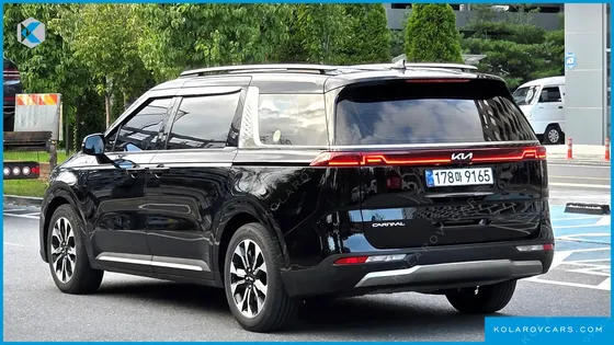 KIA CARNIVAL DIESEL 9-SEATER NOBLESSE