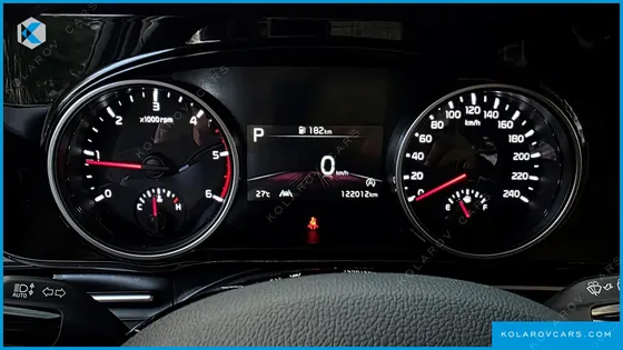 KIA CARNIVAL DIESEL 9-SEATER NOBLESSE