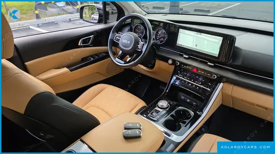 KIA CARNIVAL DIESEL 9-SEATER NOBLESSE