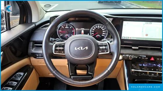 KIA CARNIVAL DIESEL 9-SEATER NOBLESSE