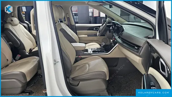 KIA CARNIVAL DIESEL 9-SEATER PRESTIGE