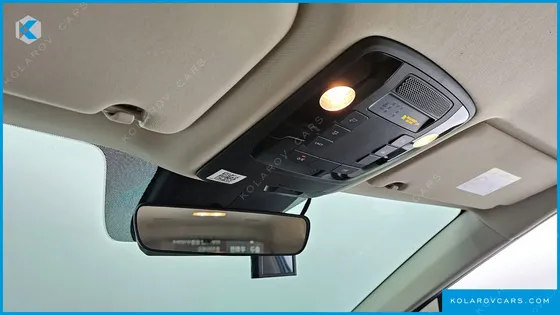KIA CARNIVAL DIESEL 9-SEATER PRESTIGE