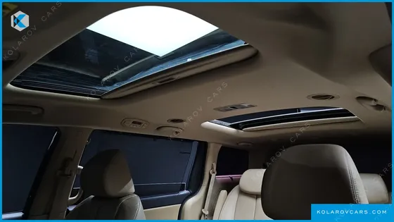 KIA CARNIVAL 9-SEATER NOBLESSE