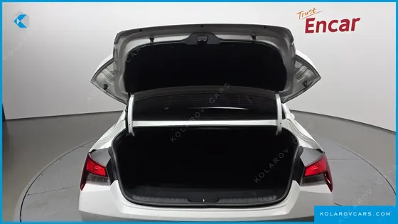 HYUNDAI ELANTRA (AVANTE) 1.6