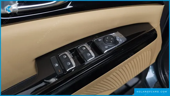 KIA CARNIVAL DIESEL 9-SEATER NOBLESSE