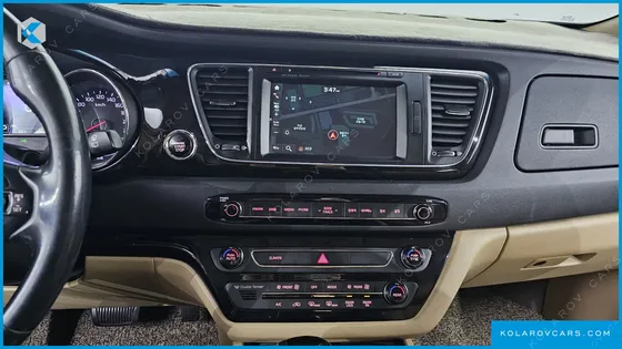 KIA CARNIVAL 9-SEATER HI-LIMOUSINE