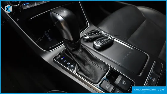 HYUNDAI GRANDEUR 2.2 DIESEL PREMIUM