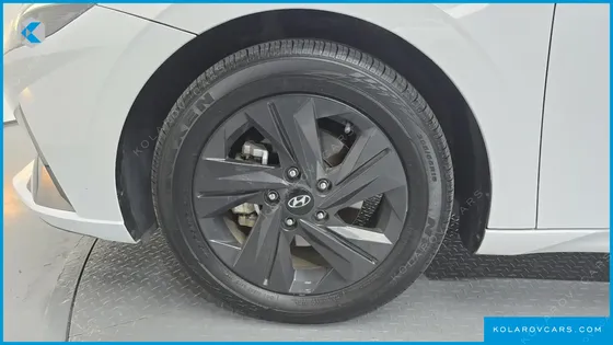 HYUNDAI ELANTRA (AVANTE) SMART