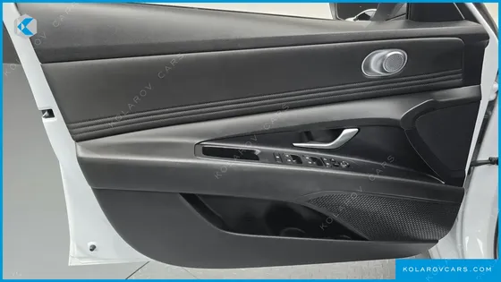 HYUNDAI ELANTRA (AVANTE) SMART