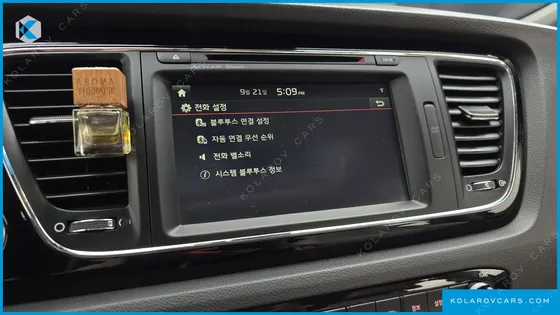 KIA CARNIVAL 7-SEATER LIMOUSINE