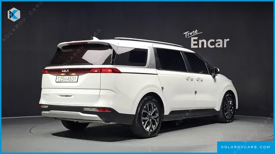 KIA CARNIVAL GASOLINE 9-SEATER PRESTIGE