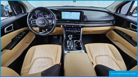KIA CARNIVAL GASOLINE 9-SEATER PRESTIGE