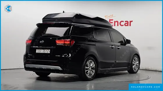 KIA CARNIVAL 7-SEATER HI-LIMOUSINE
