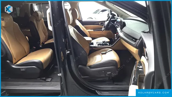 KIA CARNIVAL GASOLINE 9-SEATER SIGNATURE