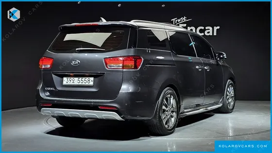 KIA CARNIVAL 9-SEATER PRESTIGE
