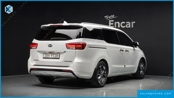 KIA CARNIVAL 7-SEATER LIMOUSINE