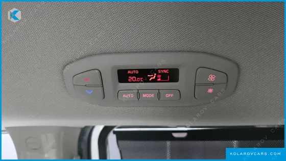 KIA CARNIVAL 7-SEATER LIMOUSINE