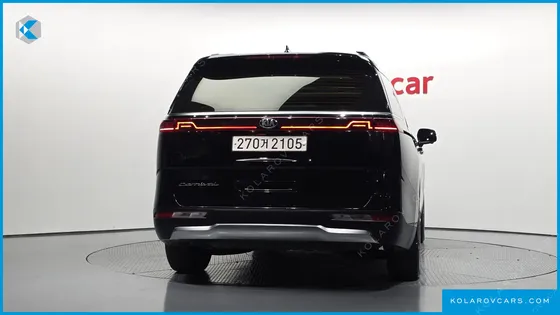 KIA CARNIVAL DIESEL 9-SEATER SIGNATURE