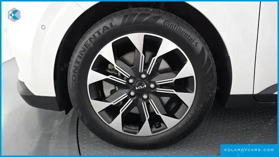 KIA CARNIVAL DIESEL 7-SEATER SIGNATURE