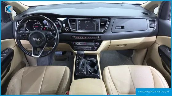 KIA CARNIVAL GASOLINE 7-SEATER LIMOUSINE