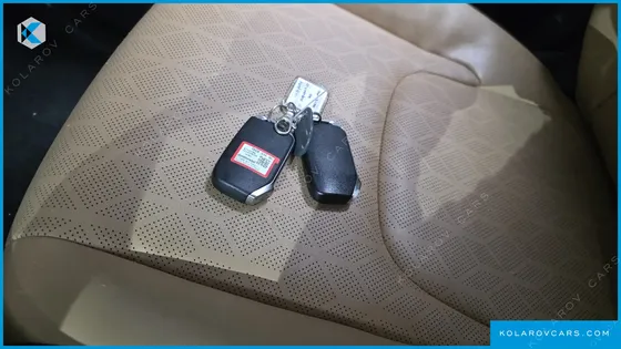 KIA CARNIVAL DIESEL 9-SEATER PRESTIGE