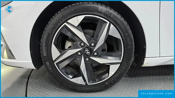 HYUNDAI ELANTRA (AVANTE) INSPIRATION