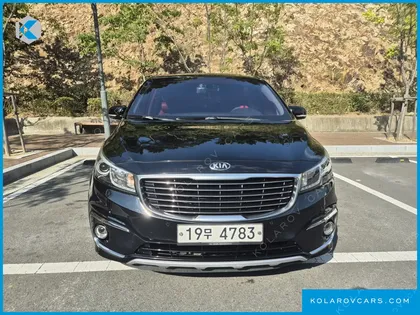 KIA CARNIVAL 9-SEATER PRESTIGE