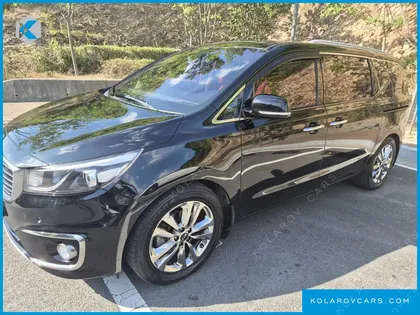 KIA CARNIVAL 9-SEATER PRESTIGE